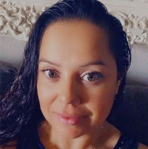 Meet your Posher, Renee